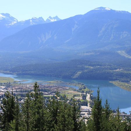 Alpenrose Revelstoke Bed&Breakfast Eksteriør billede
